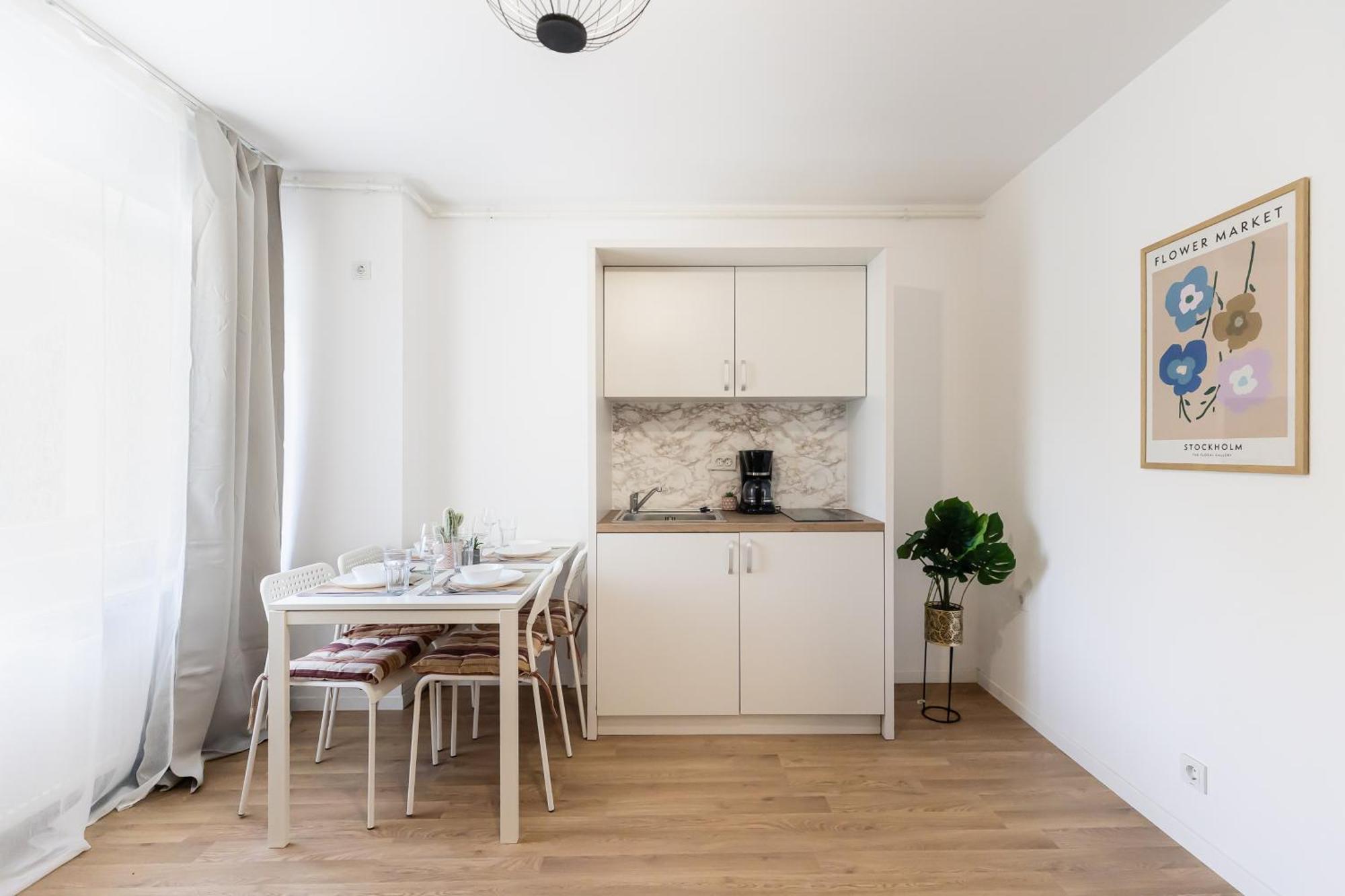 Simplicity Apartments Bucharest Exterior photo